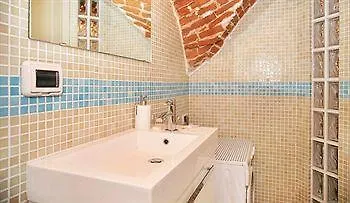 Florentia Suites Hotel