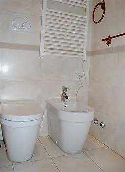 Florentia Suites Hotel