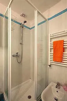 Florentia Suites Hotel