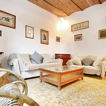 Florentia Suites Hotel